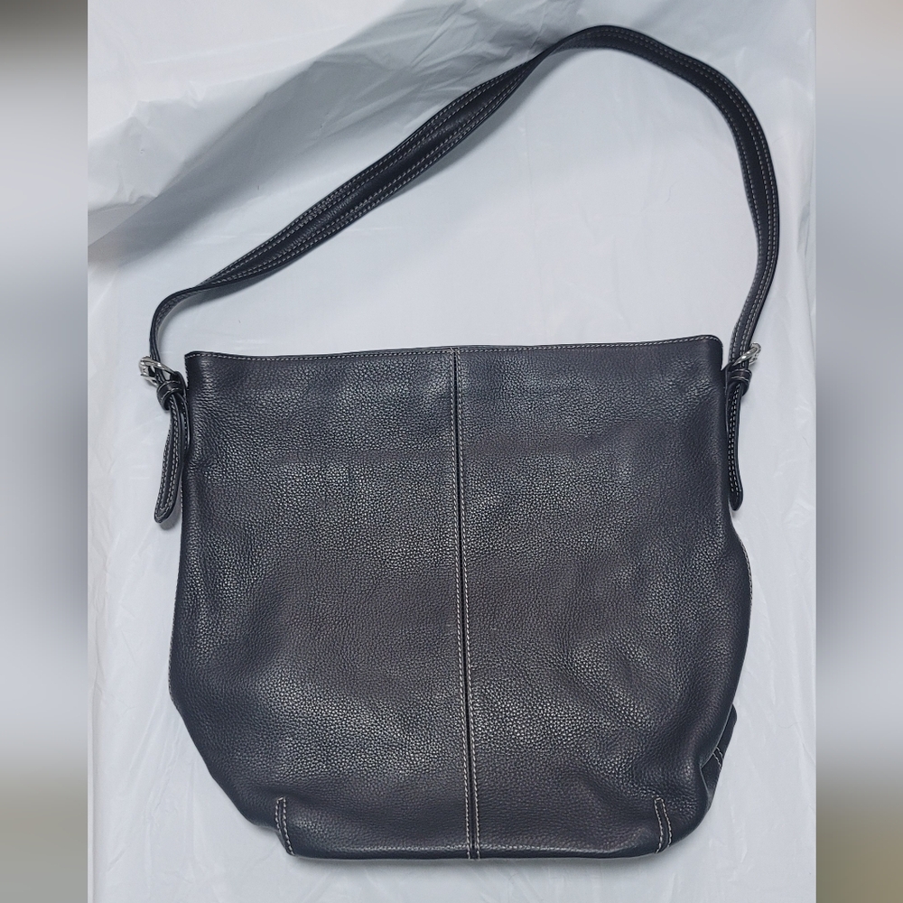 Tignanello Large Black Leather Adjustable Hobo Shoulder Bag w/ Matching Keychain